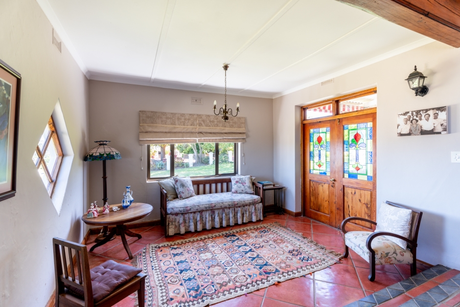 6 Bedroom Property for Sale in Stellenbosch Farms Western Cape